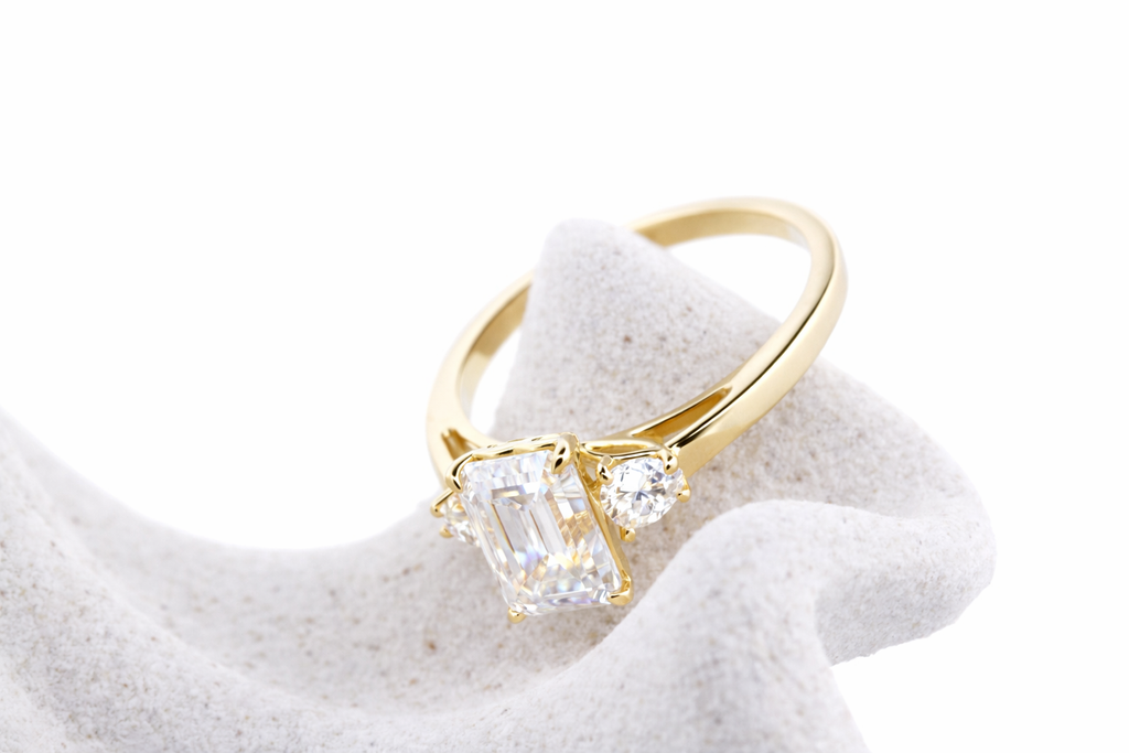 Solène moissanit ring