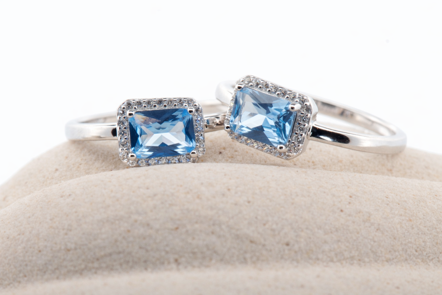 Aveline Crystal ring