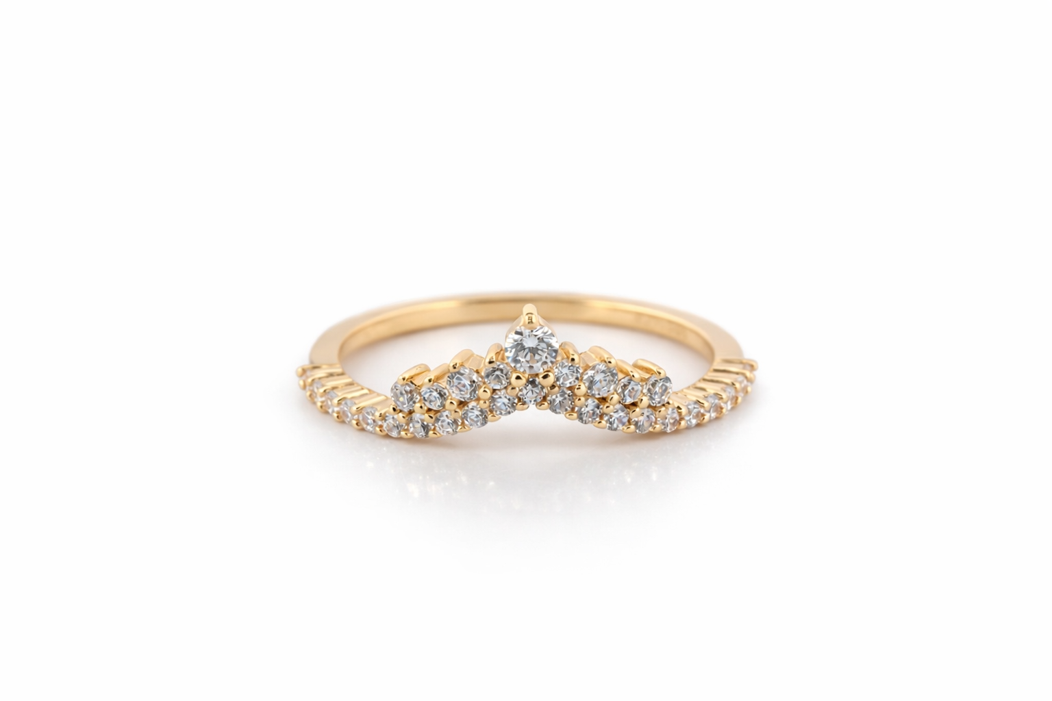 Valeris Crystal ring