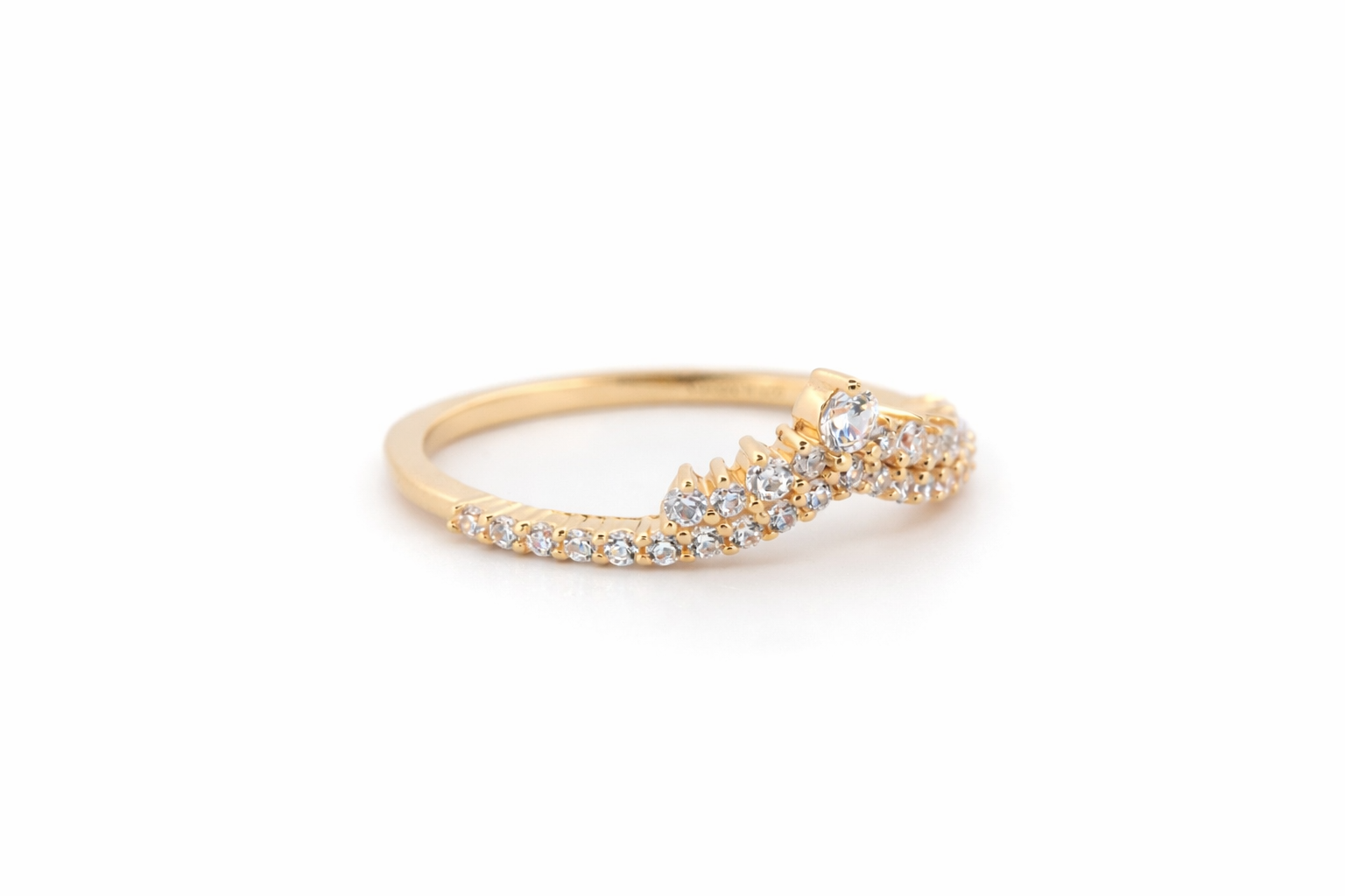 Valeris Crystal ring