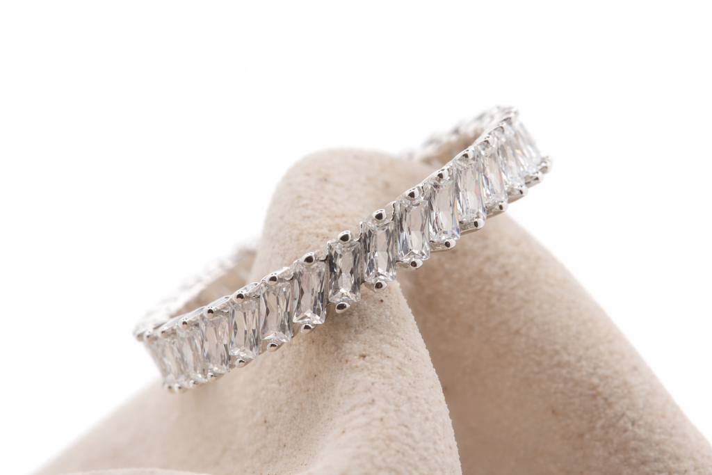 Zirelle Crystal ring