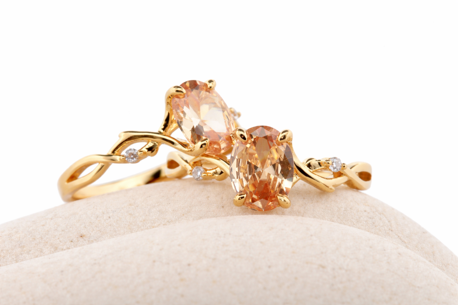 Elvoria Crystal ring