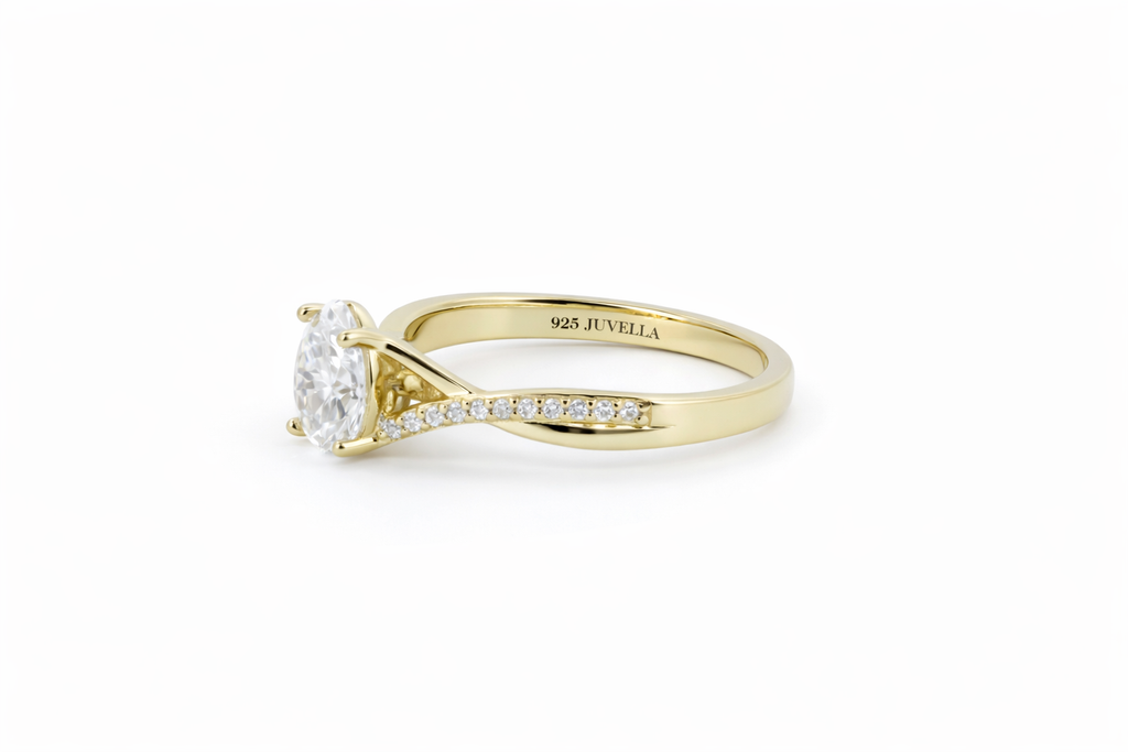 Noiré moissanit ring