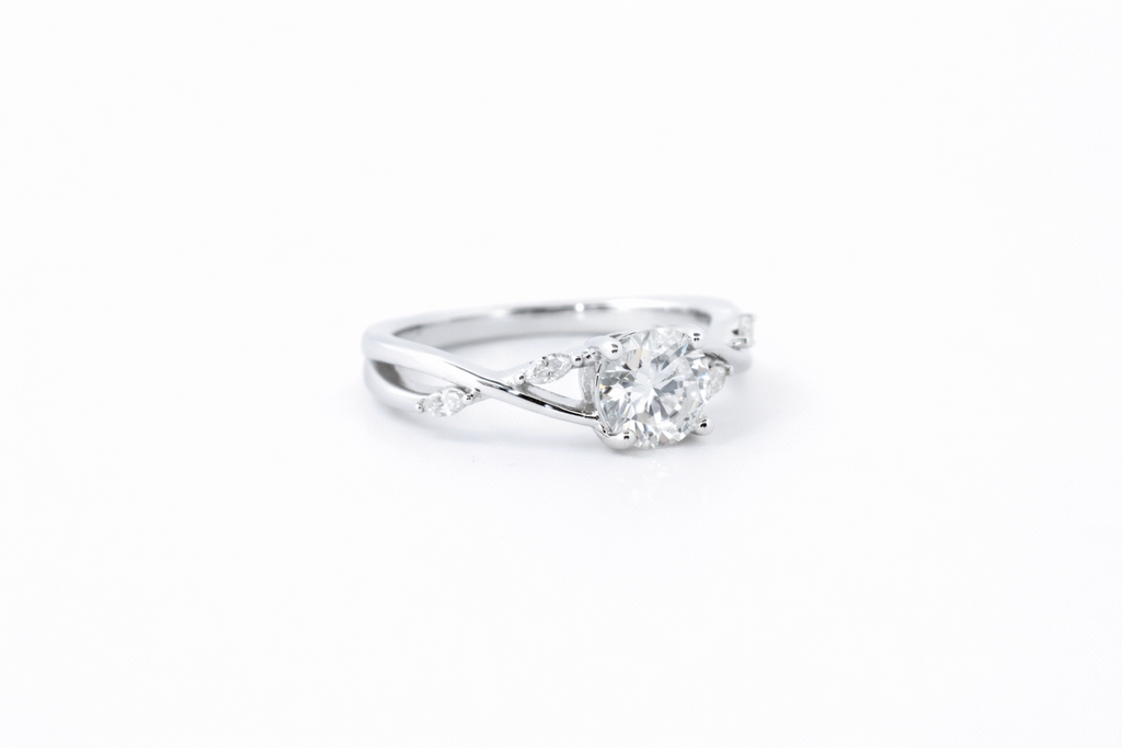Elara moissanit ring