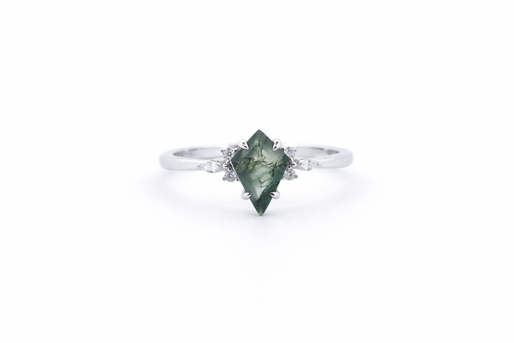 Astra moissanit ring