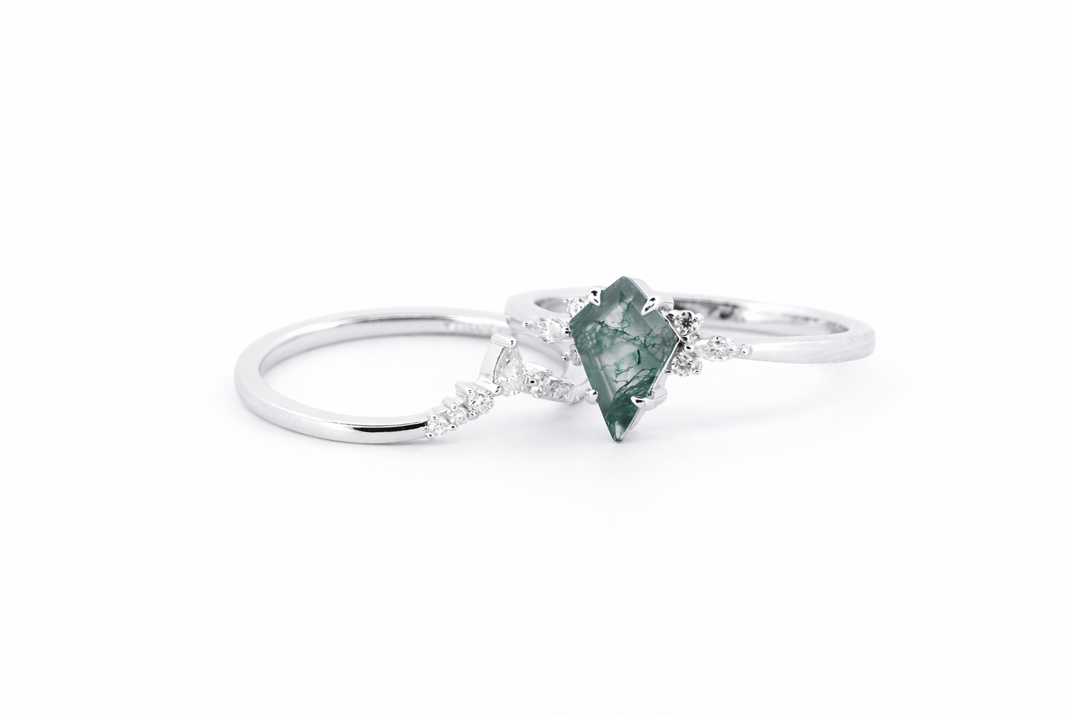 Astra moissanit ring