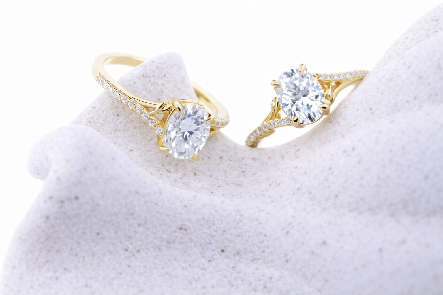 Virelle moissanit ring