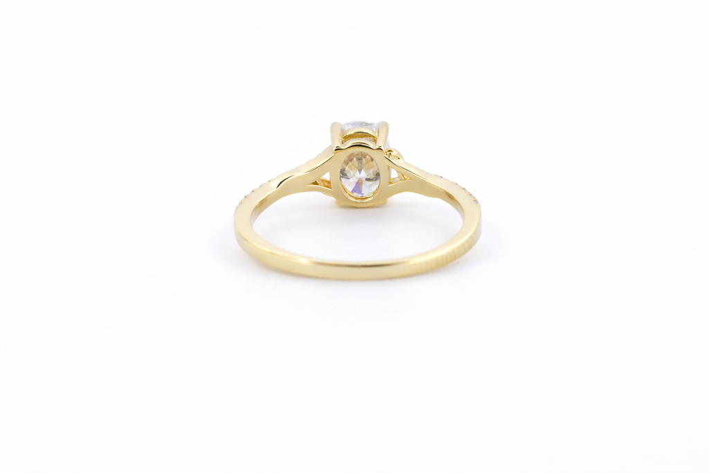 Virelle moissanit ring