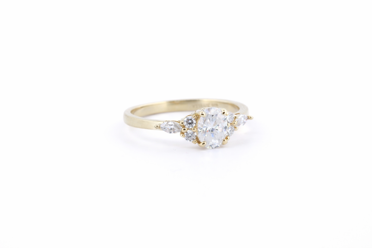 Klara moissanit ring
