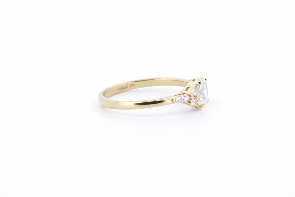 Klara moissanit ring