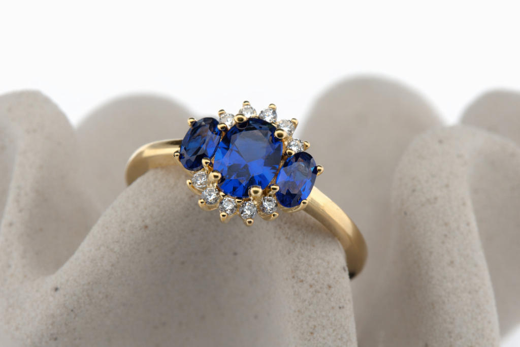 Saphira Crystal ring