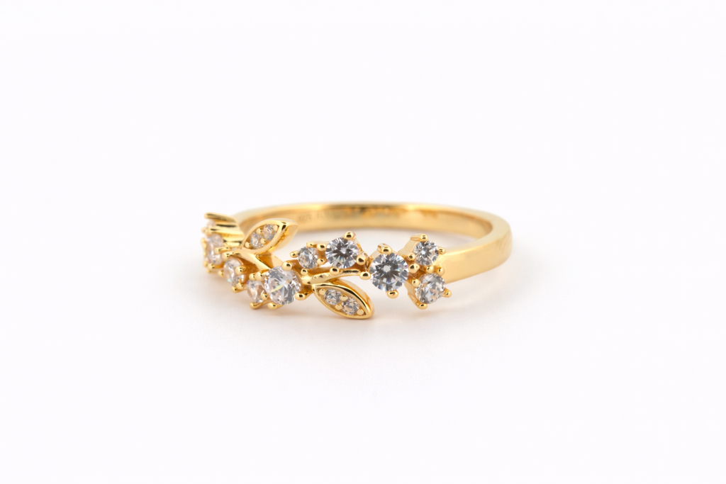 Lioré Crystal ring