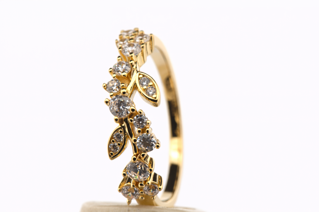 Lioré Crystal ring