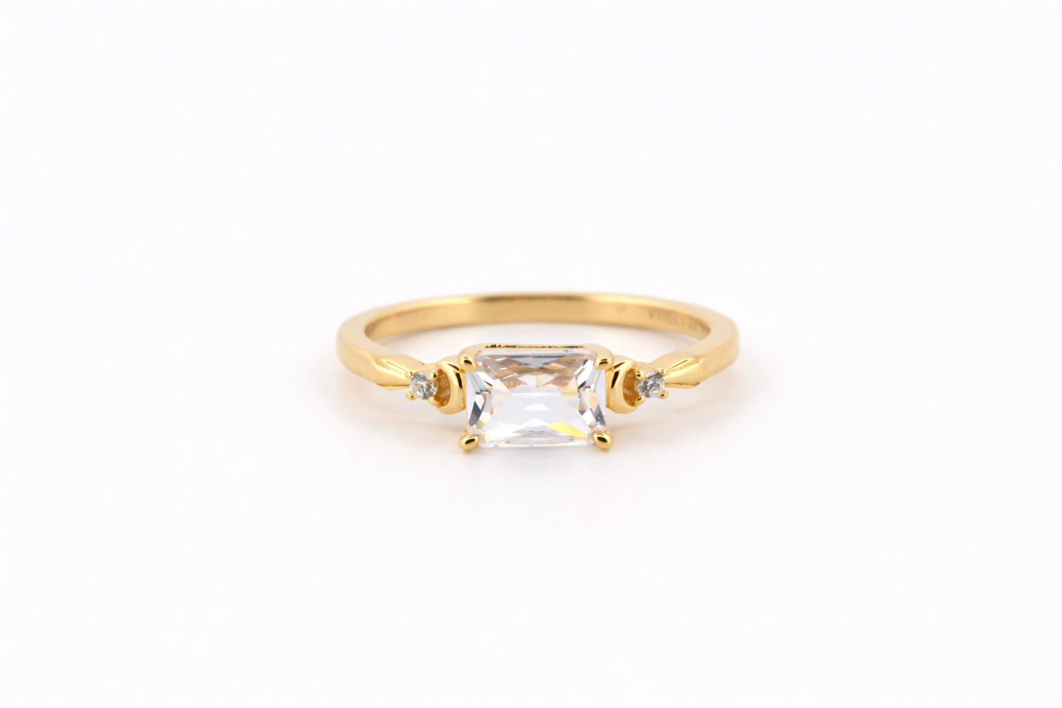 Serelle Crystal ring