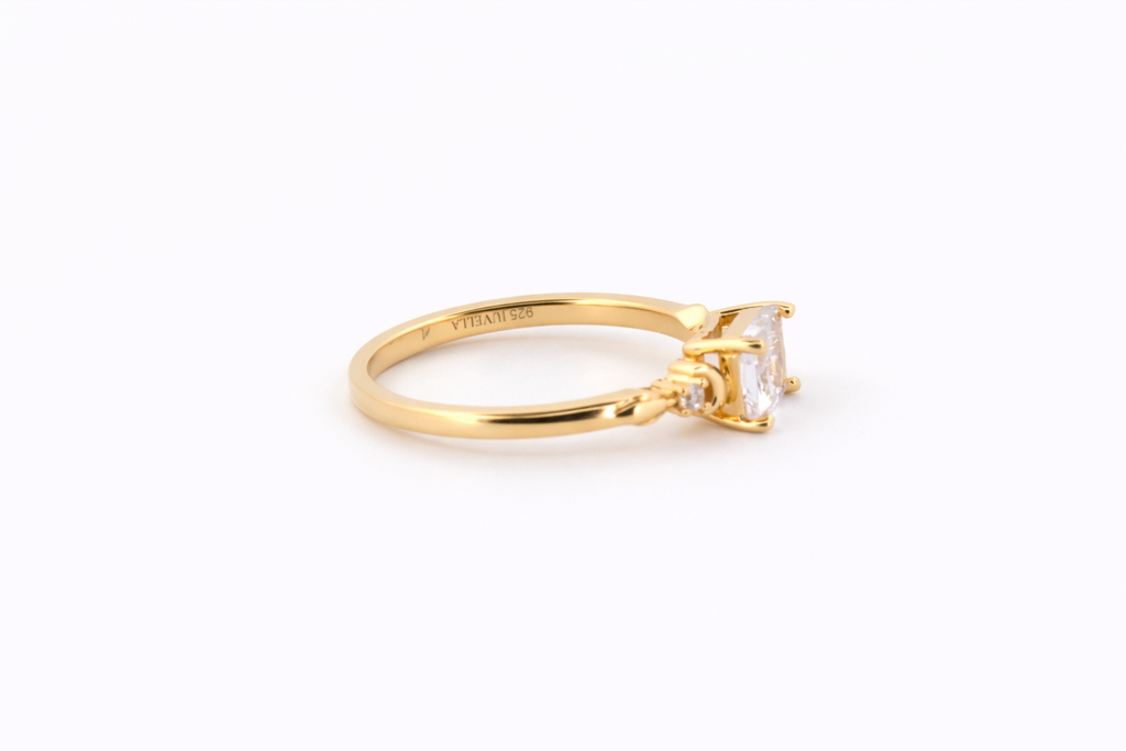 Serelle Crystal ring