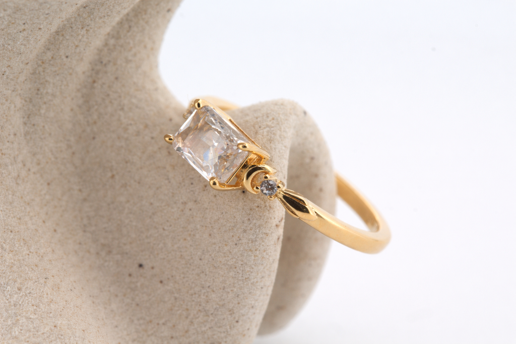 Serelle Crystal ring