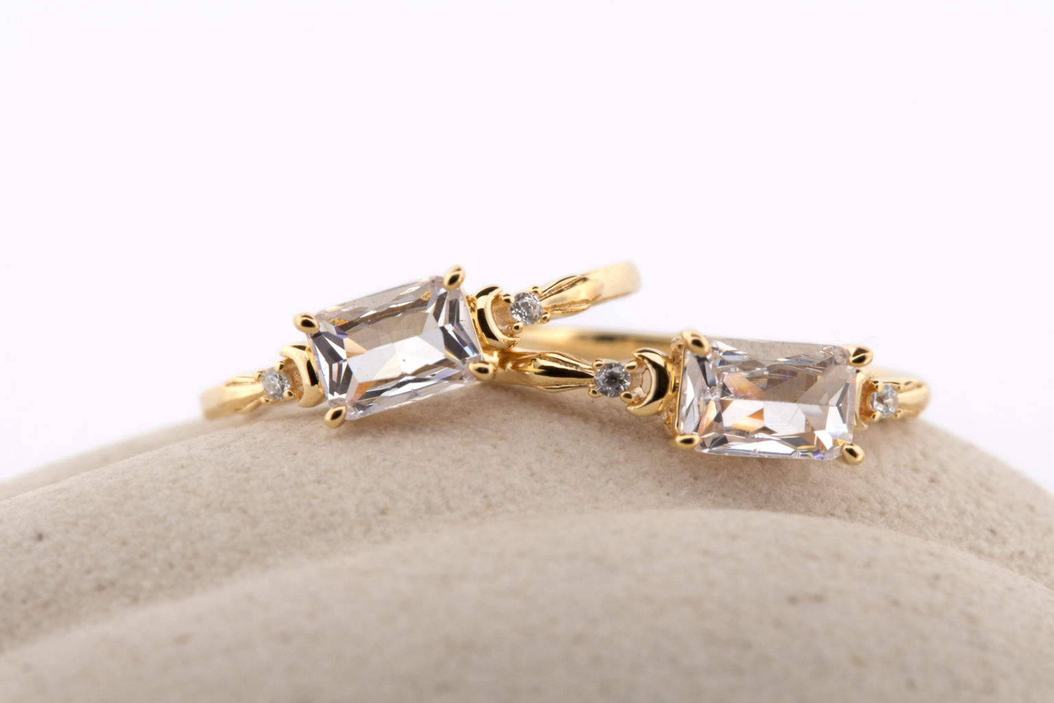 Serelle Crystal ring