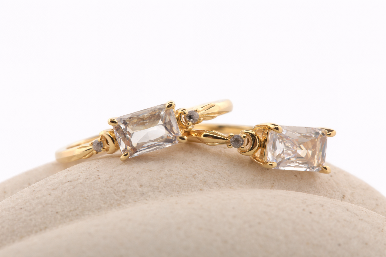 Serelle Crystal ring