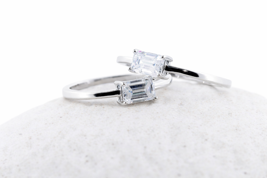 Axis moissanit ring