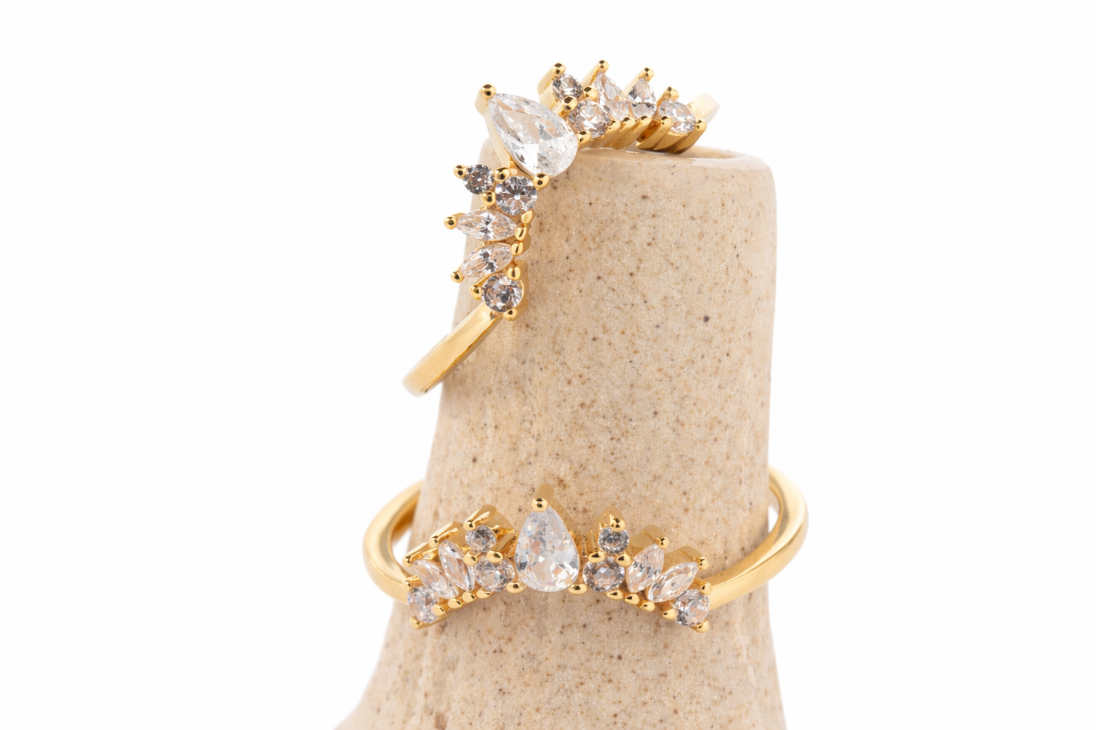 Lumira Crystal ring