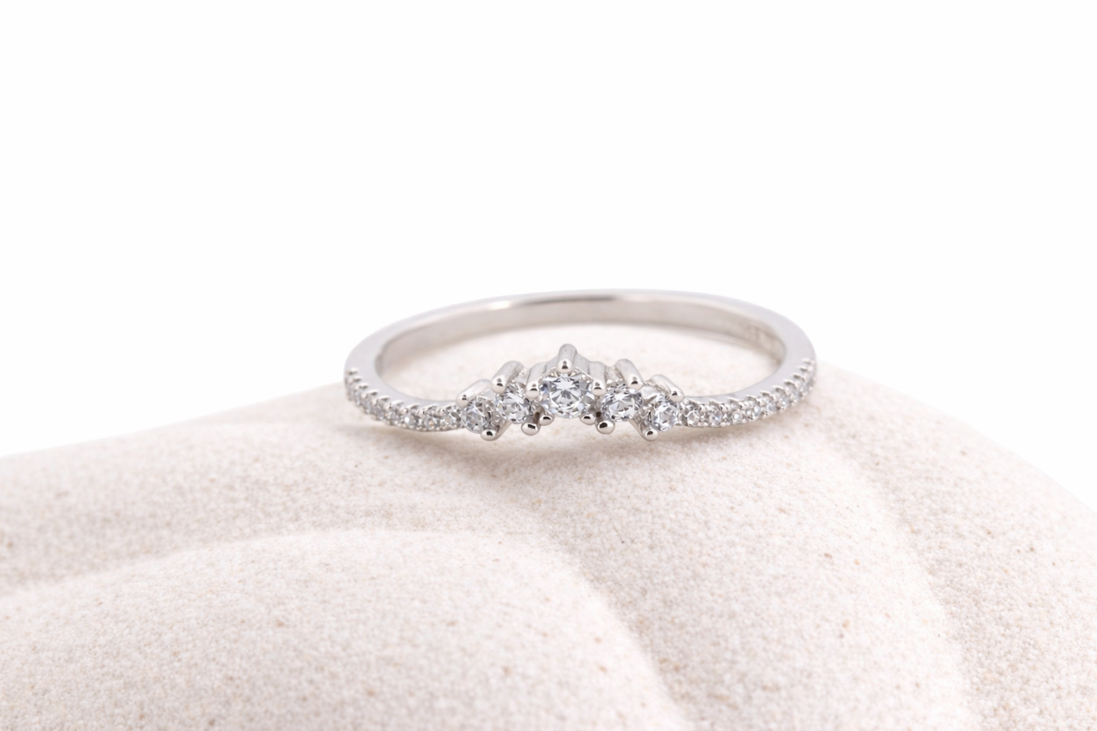 Seraphine Crystal ring