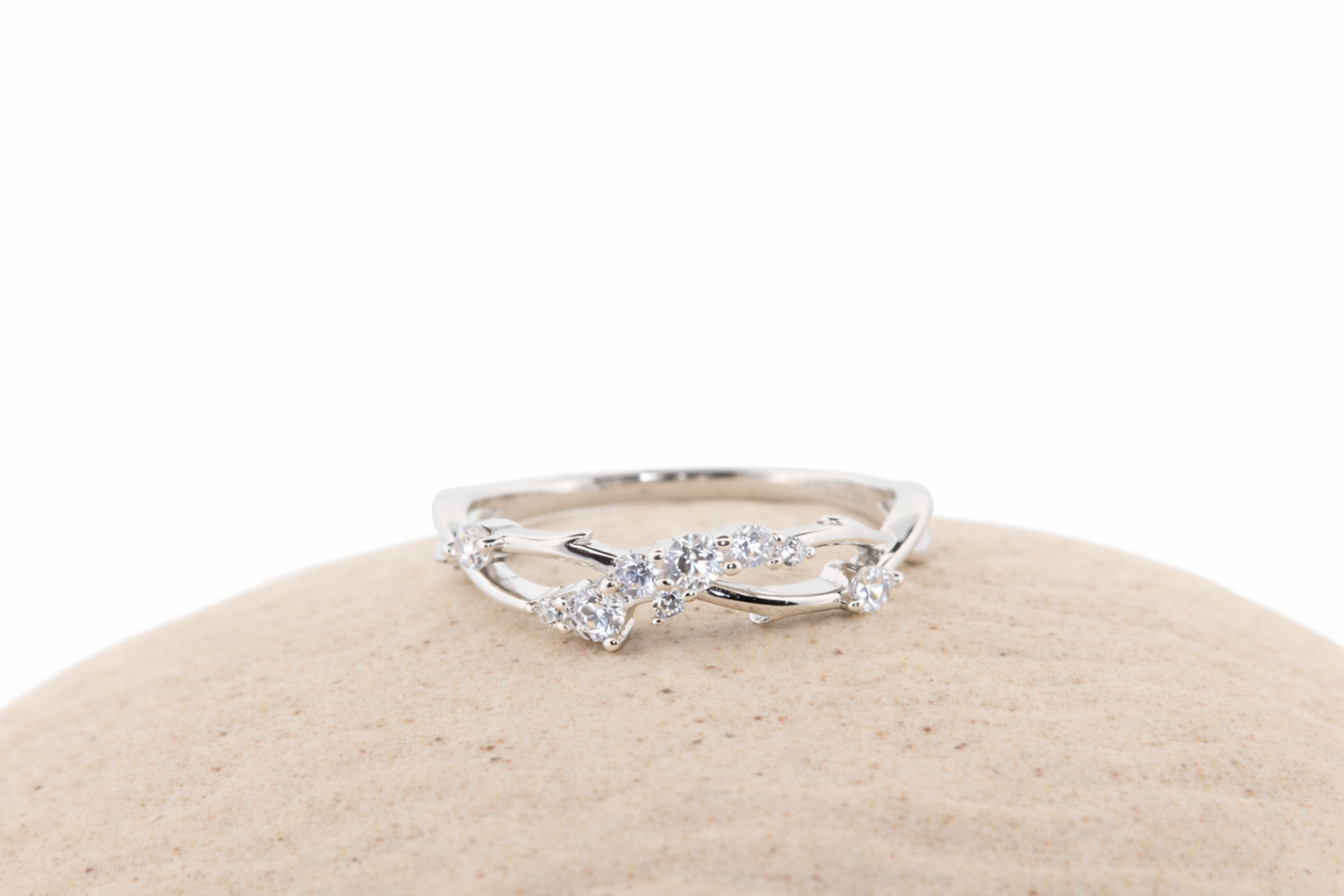 Lunaria Crystal ring