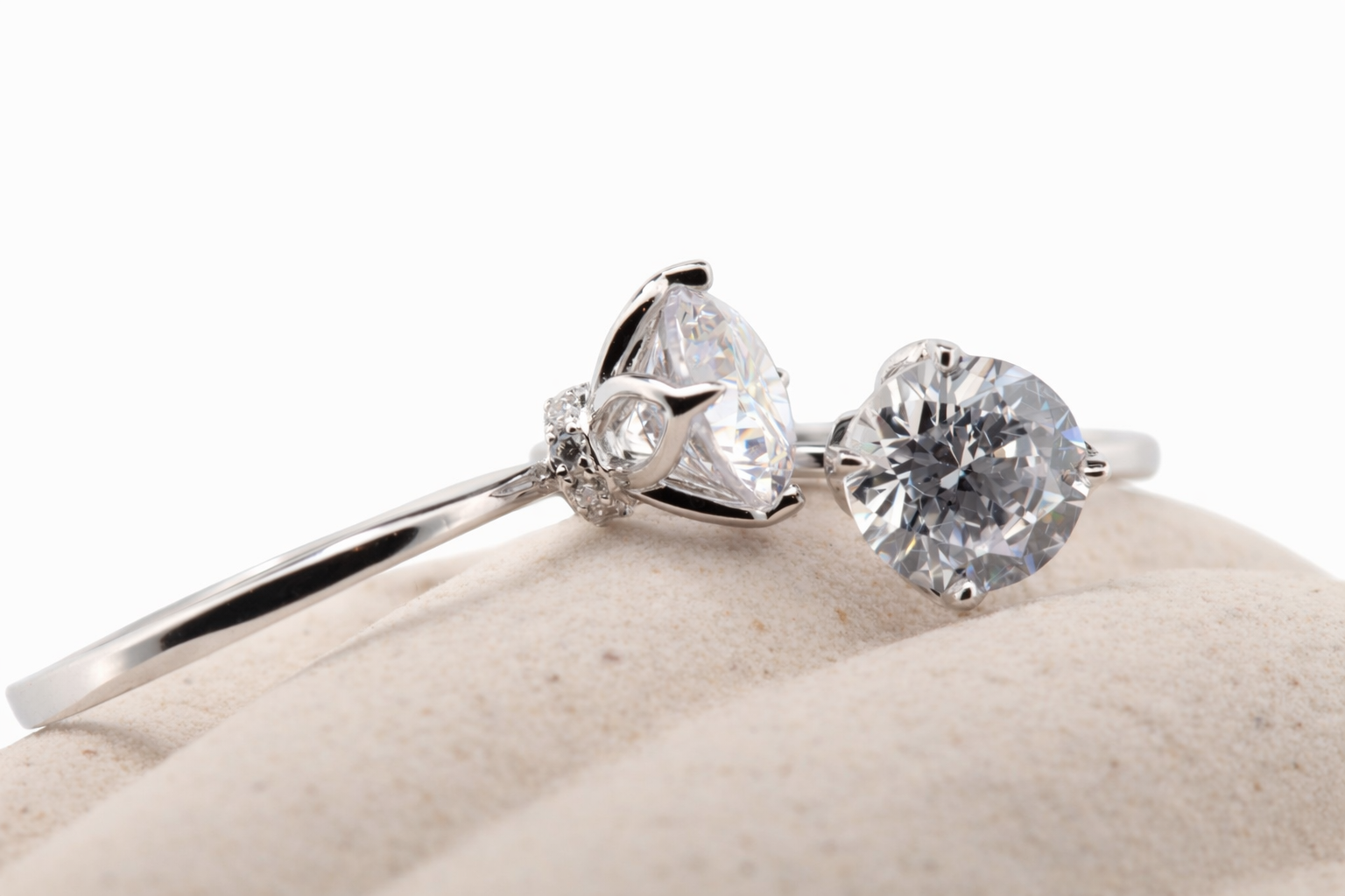 Elira Crystal ring