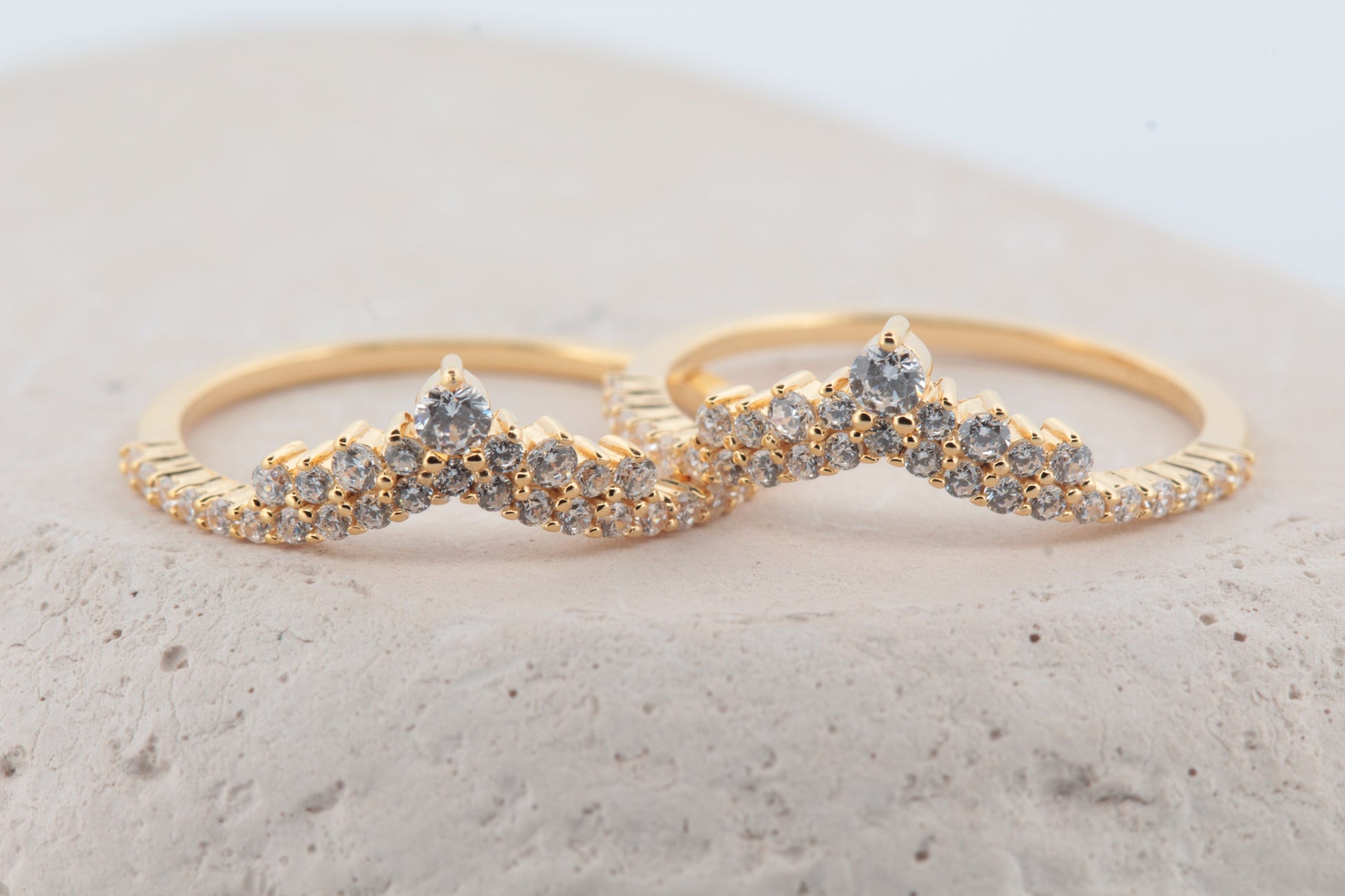 Valeris Crystal ring