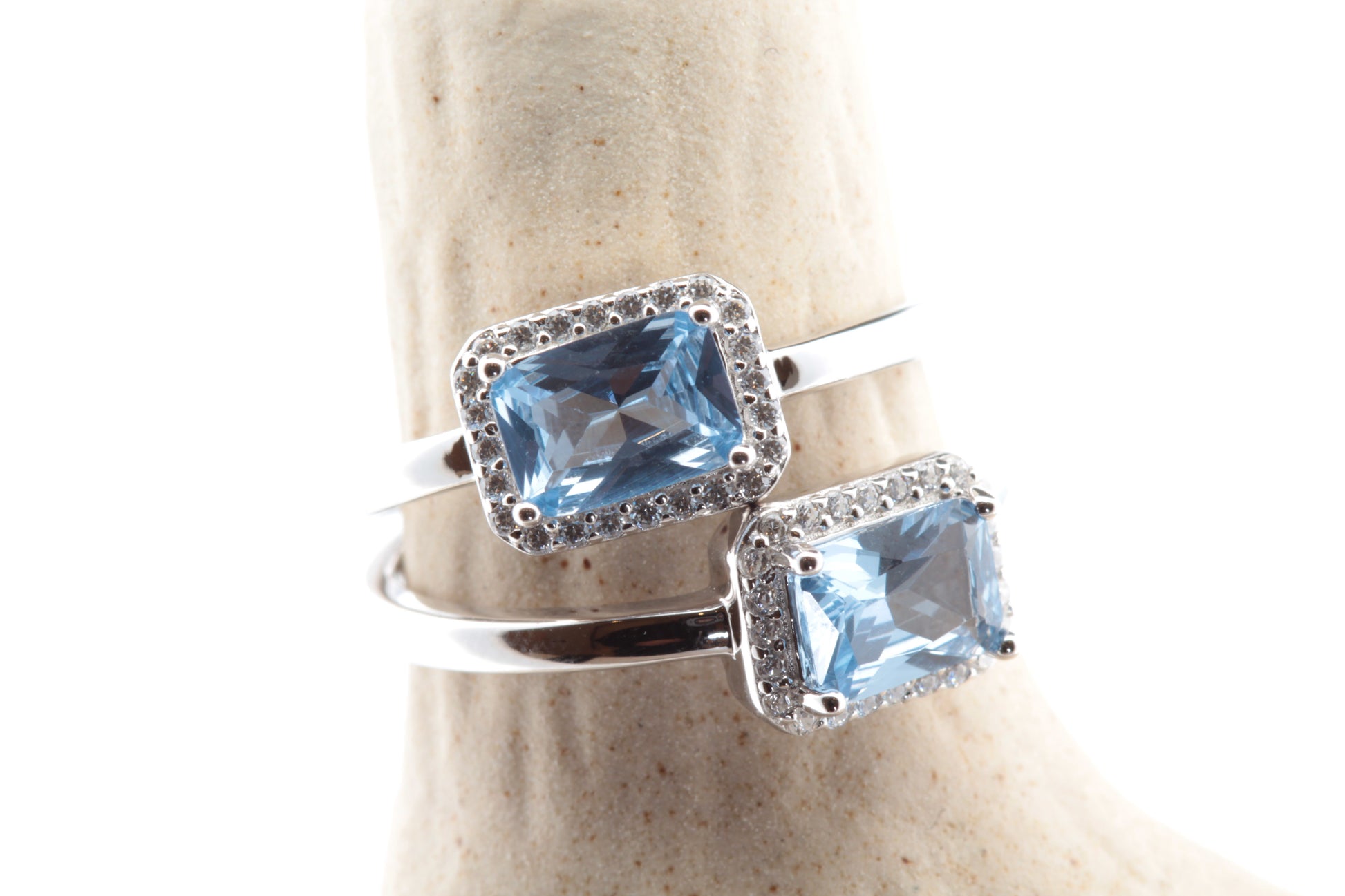 Aveline Crystal ring